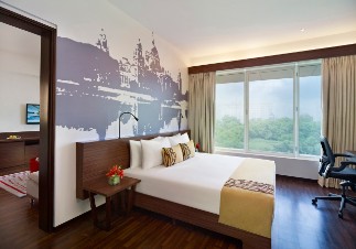 Executive Suite King Bed View - Vivanta Kolkata EM Bypass Executive Suite King Bed View at Vivanta Kolkata EM Bypass