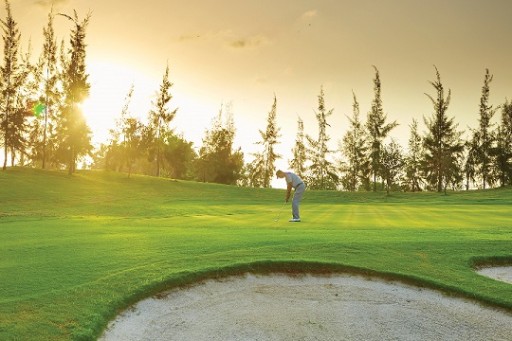 Enjoy Golfing in Pune Enjoy Golfing in Pune