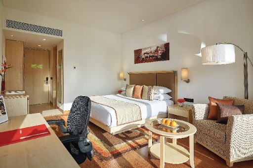 Comforting & Well-Equipped Rooms at Vivanta Pune, Hinjawadi Comforting & Well-Equipped Rooms at Vivanta Pune, Hinjawadi