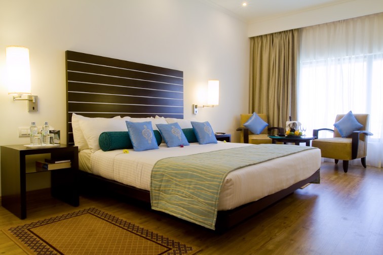Superior Room with King Bed at Vivanta Colombo, Airport Garden