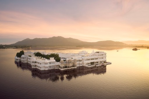 Luxury Hotel in Udaipur - Taj Lake Palace, Udaipur Taj Lake Palace, Udaipur - Luxury Hotel in Udaipur