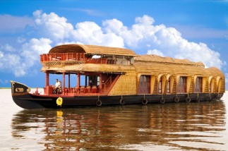 House Boat - Taj Kumarakom Resort & Spa, Kerala House Boat in Kumarakom at Taj Kumarakom Resort & Spa, Kerala
