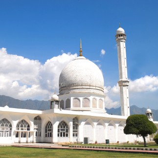 Hazratbal Mosque in Srinagar Hazratbal Mosque in Srinagar