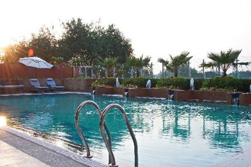 Swimming Pool - Vivanta Hyderabad, Begumpet Swimming Pool at Vivanta Hyderabad, Begumpet
