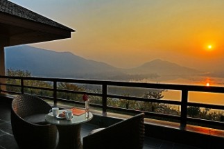 Taj Inner Circle Offers at Vivanta Dal View, Srinagar