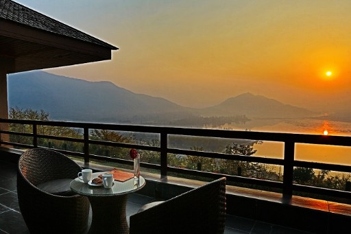 Taj Inner Circle Offers at Vivanta Dal View, Srinagar