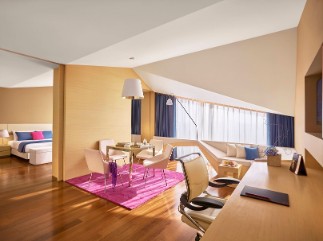 Deluxe Suite at Vivanta New Delhi, Dwarka