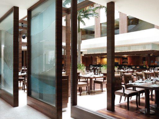 Best All-Day Dining Restaurant in Goa - Latitude Best All-Day Dining Restaurant in Goa - Vivanta Panaji - 2