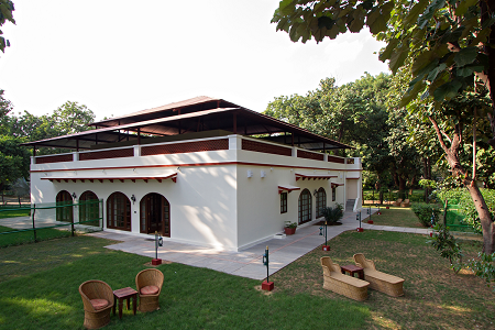 Premium Temptation Suite at Vivanta Sawai Madhopur Lodge, Ranthambore
