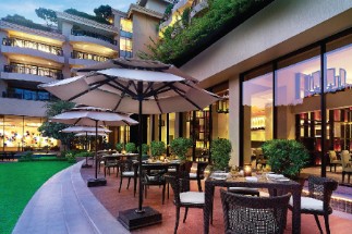 Alfresco at Oasis Restaurant - Vivanta Surajkund, NCR Alfresco at Oasis Restaurant at Vivanta Surajkund, NCR