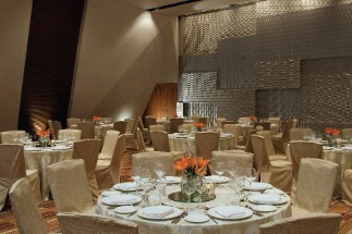 Reception Venues in Bangalore - Vivanta Bengaluru, Whitefield Reception Venues in Bangalore at Vivanta Bengaluru, Whitefield