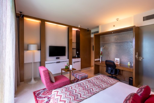 Deluxe Room Bedroom at Vivanta Bengaluru, Whitefield