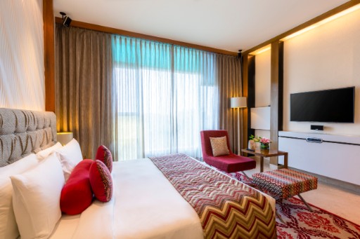 Deluxe Hotel Room in Bangalore at Vivanta Bengaluru, Whitefield