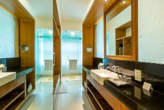 Bathroom at Superior Room at Vivanta Bengaluru, Whitefield