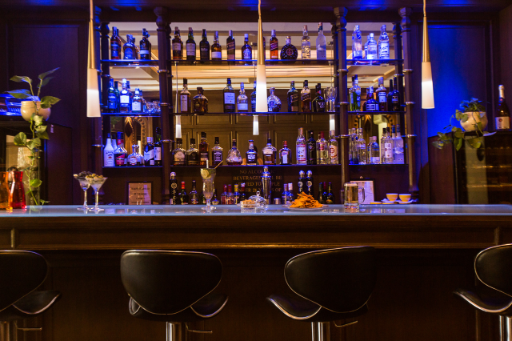 Tease Bar & Lounge at Vivanta Aurangabad, Maharashtra